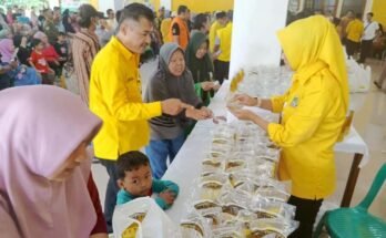 Peringati HUT ke-61, Golkar Jual Beras Murah 9.000 Perkilogram