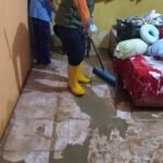 Hujan Sebabkan Banjir di Cikalong, Belasan Rumah Terendam