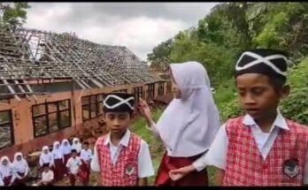 Siswa SDN Curugtelu Culamega Minta Tolong ke KDM, Ini Alasannya