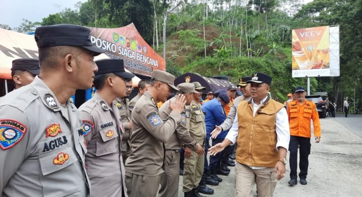 Wabup Asep Sopari Tinjau Posko Siaga Bencana Polres Tasikmalaya, Alat Berat Siaga 24 Jam