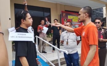 Polres Tasik Gelar Rekontruksi Penganiayaan Suami Terhadap Istri, Cemburu Jadi Pemicu