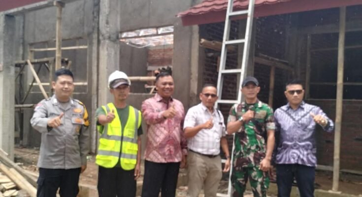 Wabup Tasik Pantau Langsung Perbaikan SDN Cempaka, Pastikan Pekerjaan Lancar Ditengah Cuaca Ekstrem