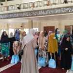 Semarak Ramadan, DKM Masjid Agung Baiturrohman Santuni Yatim dan Dhuafa