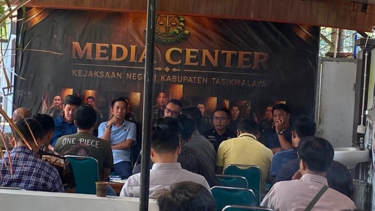 Pertanyakan izin lengkap MBG