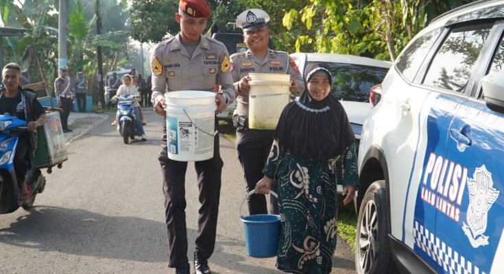 Bakti Sosial