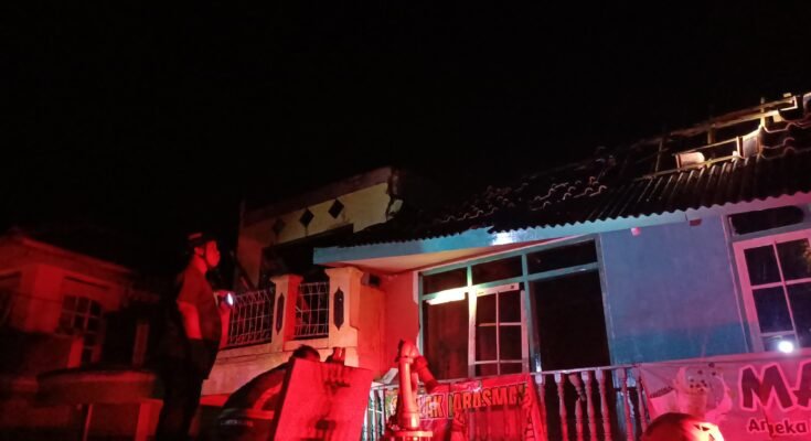 Dua rumah hangus terbakar di Kecamatan Salawu
