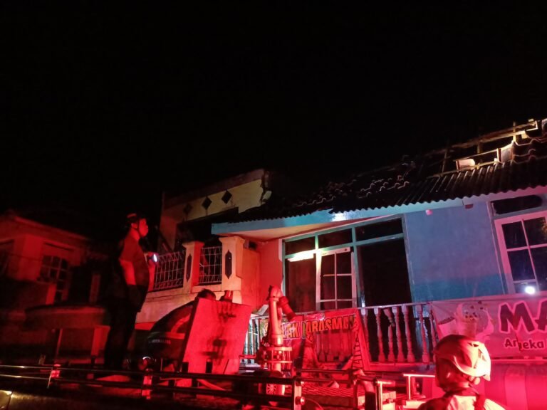 Dua rumah hangus terbakar di Kecamatan Salawu