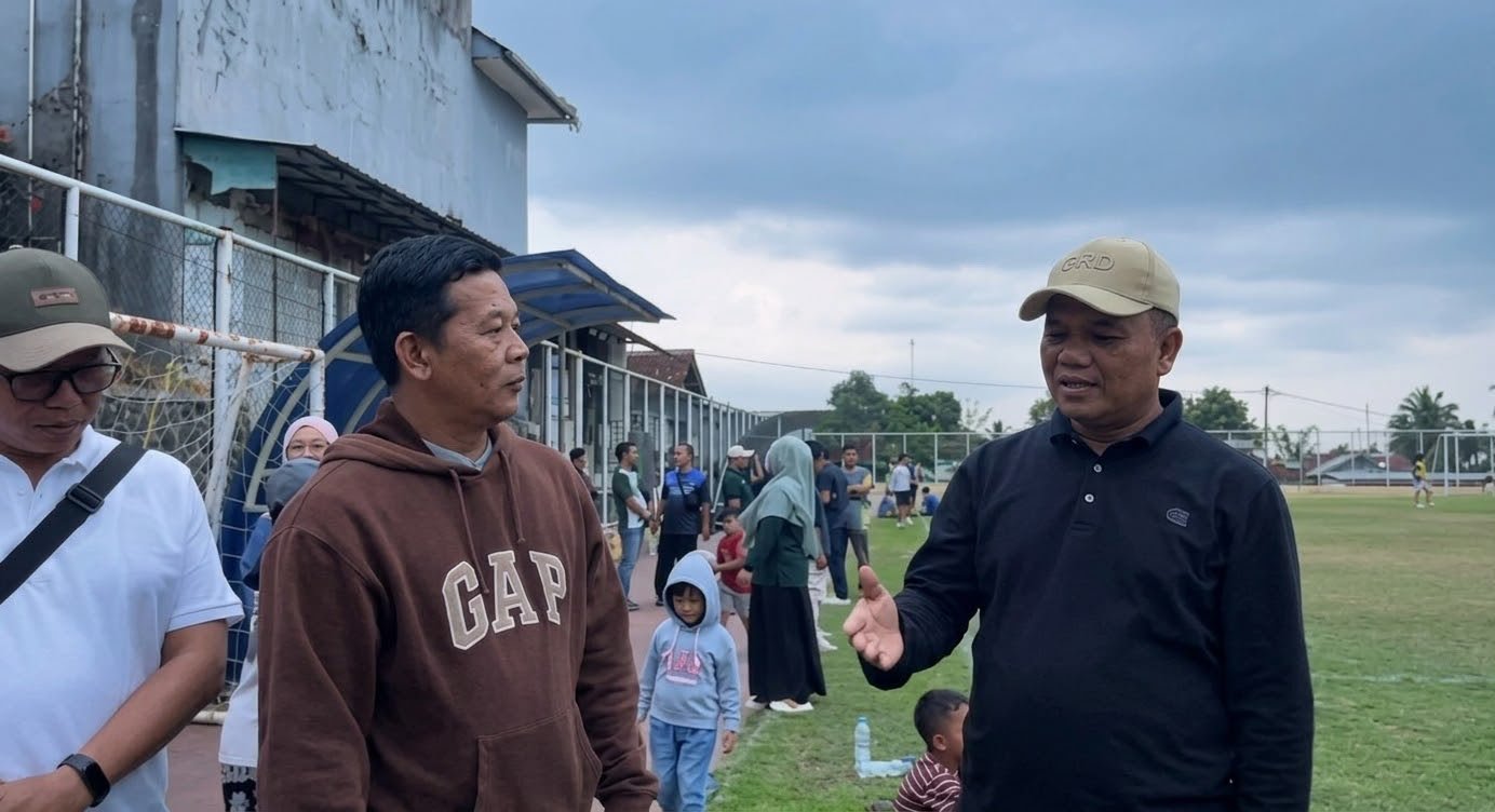 Wakil Bupati Tasikmalaya Asep Sopari Al-Ayubi membidik pembangunan Sarana Olahraga (SOR) Mangunreja harus bersetandar FIFA